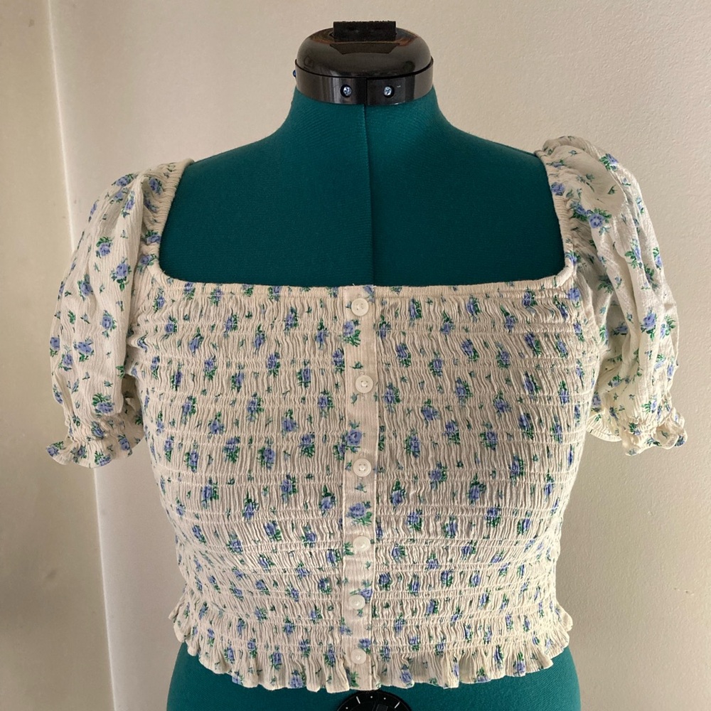 NWOT Aerie Floral Smocked Puff Sleeve Top